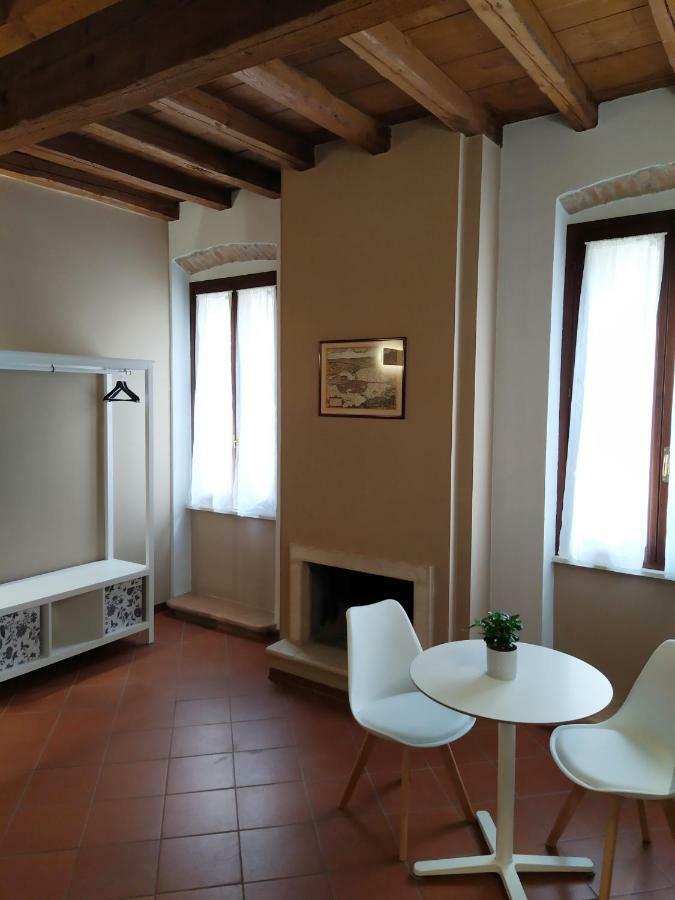 Carducci 49 Hotel Mantova Eksteriør billede